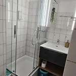 Messe, Monteure, Budget - Einfache Komfortable 2 Personen Apartment
