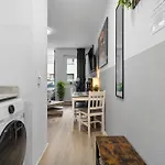 Messe, Monteure, Budget - Einfache Komfortable 2 Personen Apartment *