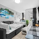 Apartment Messe, Monteure, Budget - Einfache Komfortable 2 Personen *