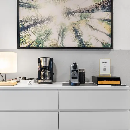 Federnest Living Messe Monteure Budget Einfache Komfortable 2 Personen Vollausstattung Wlan Tv 55 Zoll Netflix Hochwertige Kueche Und Bad Apartment