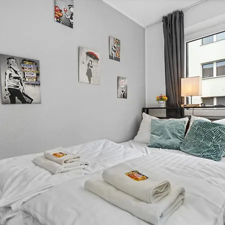 Apartment Federnest Living Messe Monteure Budget Einfache Komfortable 2 Personen Vollausstattung Wlan Tv 55 Zoll Netflix Hochwertige Kueche Und Bad *