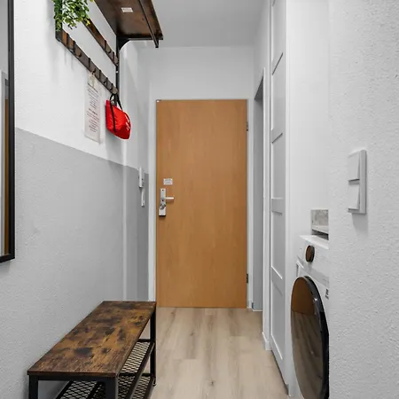 Apartment Federnest Living Messe Monteure Budget Einfache Komfortable 2 Personen Vollausstattung Wlan Tv 55 Zoll Netflix Hochwertige Kueche Und Bad *