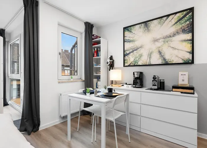 Apartment Messe, Monteure, Budget - Einfache Komfortable 2 Personen *