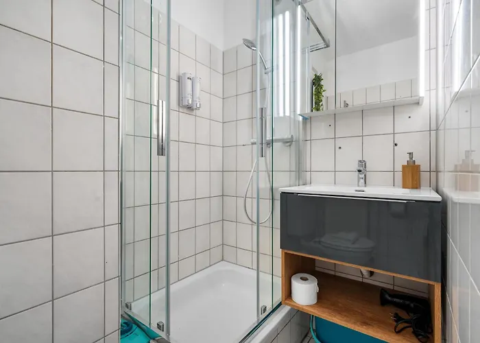 Messe, Monteure, Budget - Einfache Komfortable 2 Personen Апартаменты