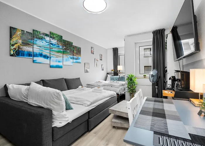 Apartment Messe, Monteure, Budget - Einfache Komfortable 2 Personen *